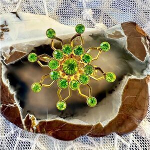 Vintage Midcentury Green Rhinestone Flower Brooch